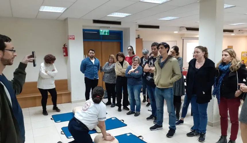 CPR Course Tel Aviv English 1 | Tel Aviv Doctor CPR Course In March - Cancelled