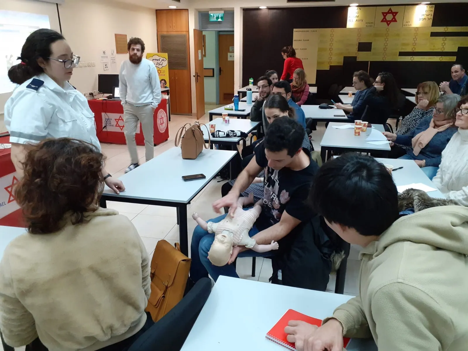 CPR Course Tel Aviv English 7 | Tel Aviv Doctor CPR Course In March - Cancelled